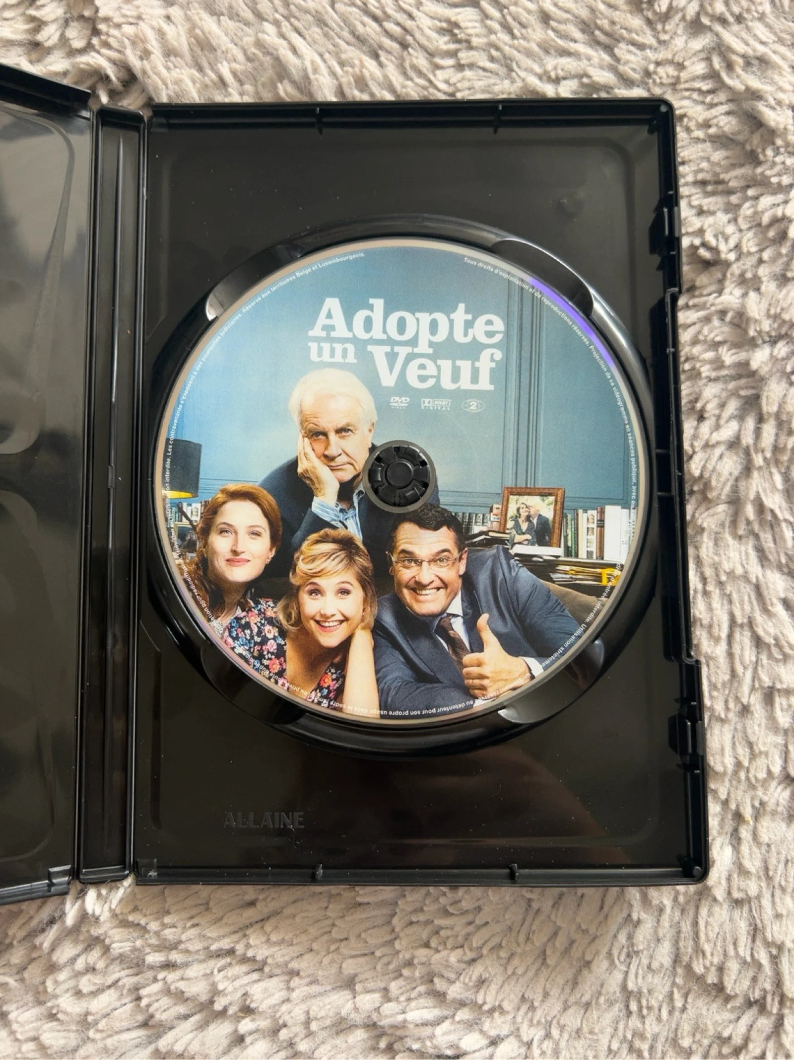 DVD Adopt a Widower – André Dussollier, Arnaud Ducret – French Comedy – Very Good Condition – photo 3